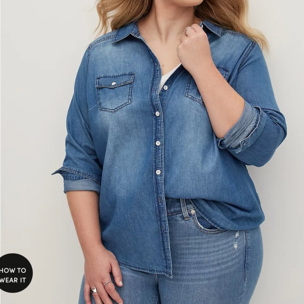 MEDIUM WASH DENIM BUTTON-UP SHIRT